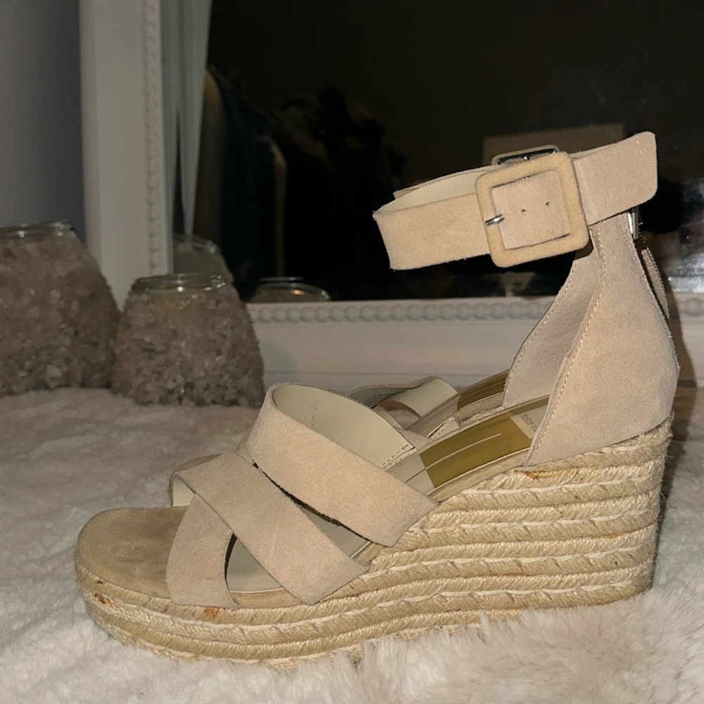 DOLCE VITA ESPADRILLE WEDGE SIZE 9.5